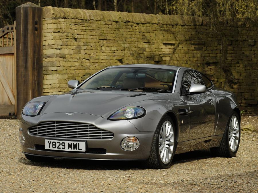  Aston Martin V12 Vanquish 2001 года  (UK) (фото 30 из 44)